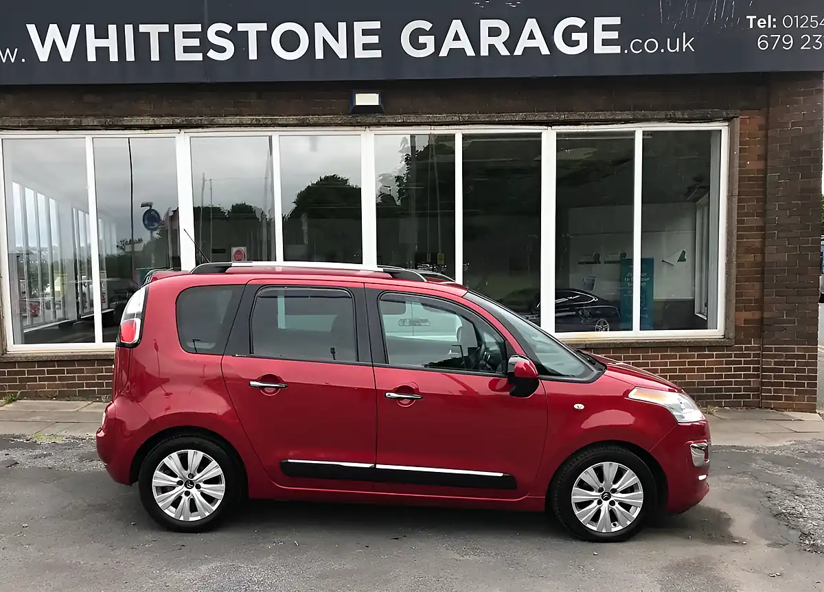 Used 2014 Citroen C3 Picasso Exclusive Ruby Red - Interior and Exterior details 3