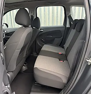 Used 2014 Citroen C3 Picasso Selection Grey - Interior and Exterior details 11