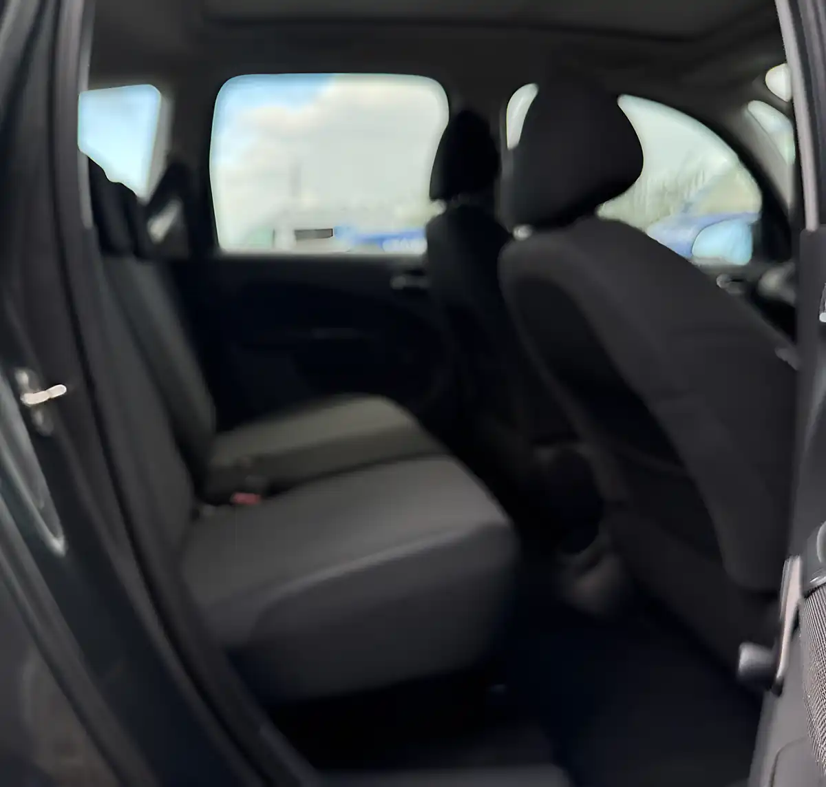 Used 2014 Citroen C3 Picasso Selection Grey - Interior and Exterior details 12