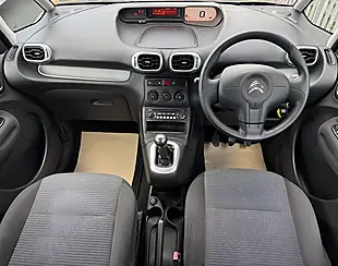 Used 2014 Citroen C3 Picasso Selection Grey - Interior and Exterior details 13