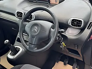 Used 2014 Citroen C3 Picasso Selection Grey - Interior and Exterior details 14