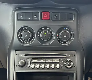 Used 2014 Citroen C3 Picasso Selection Grey - Interior and Exterior details 16