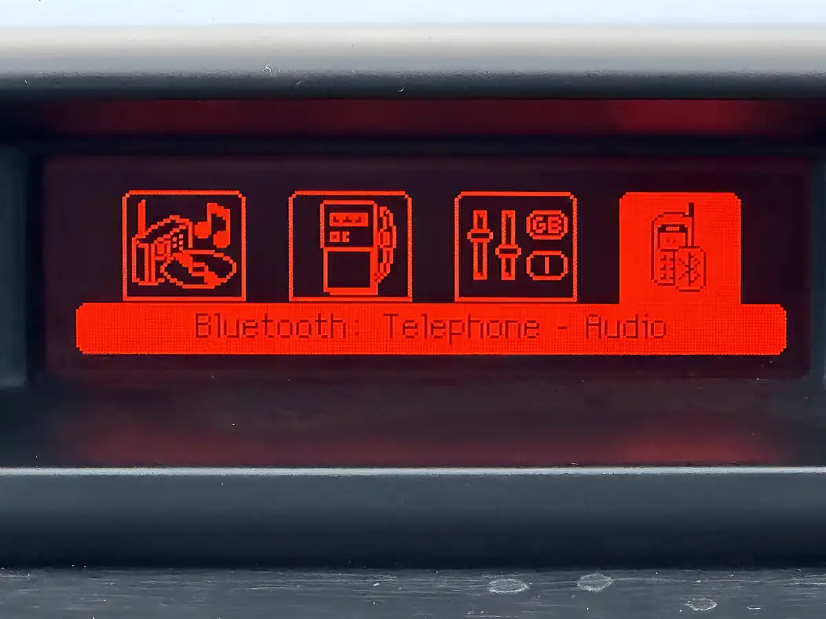 Used 2014 Citroen C3 Picasso Selection Grey - Interior and Exterior details 17