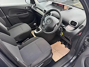 Used 2014 Citroen C3 Picasso Selection Grey - Interior and Exterior details 9