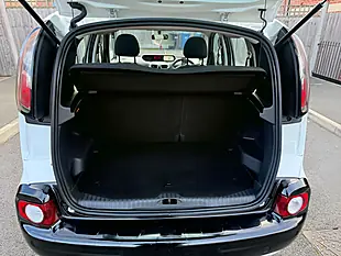 Used 2014 Citroen C3 Picasso Selection White - Interior and Exterior details 11
