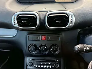 Used 2014 Citroen C3 Picasso Selection White - Interior and Exterior details 16