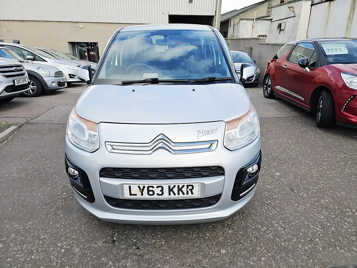 Used 2014 Citroen C3 Picasso Silver - Front View