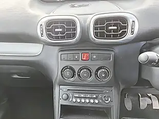 Used 2014 Citroen C3 Picasso Silver - Interior and Exterior details 11