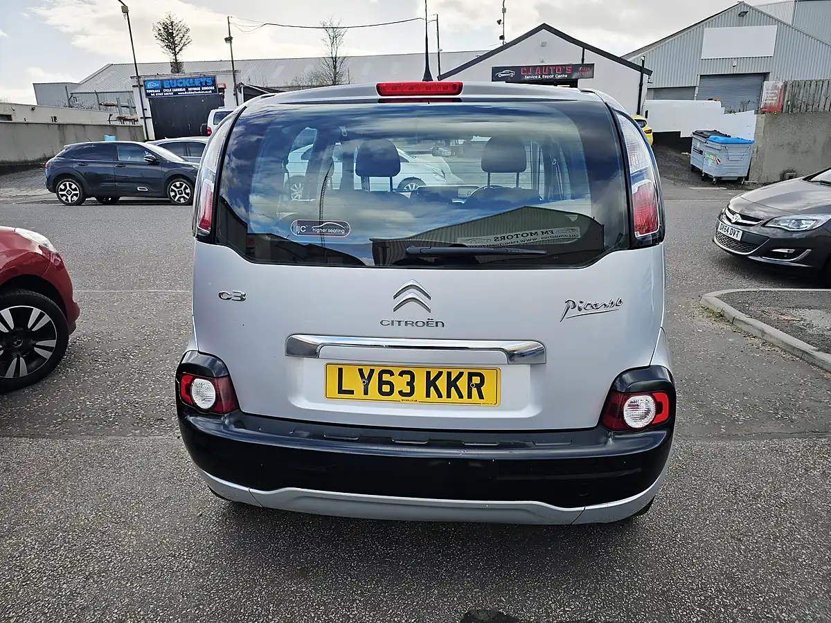 Used 2014 Citroen C3 Picasso Silver - Interior and Exterior details 4
