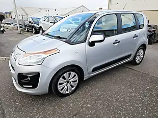 Used 2014 Citroen C3 Picasso Silver - Interior and Exterior details 6