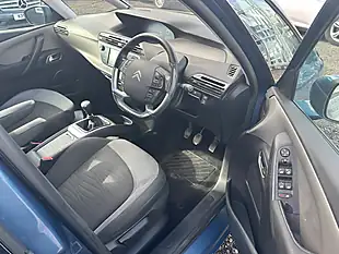 Used 2014 Citroen C4 Airdream Exclusive Blue - Interior and Exterior details 8