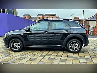 Used 2014 Citroen C4 Cactus Feel Black - Interior and Exterior details 6