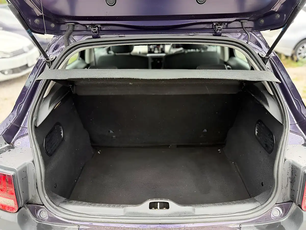 Used 2014 Citroen C4 Cactus Feel Purple - Interior and Exterior details 11