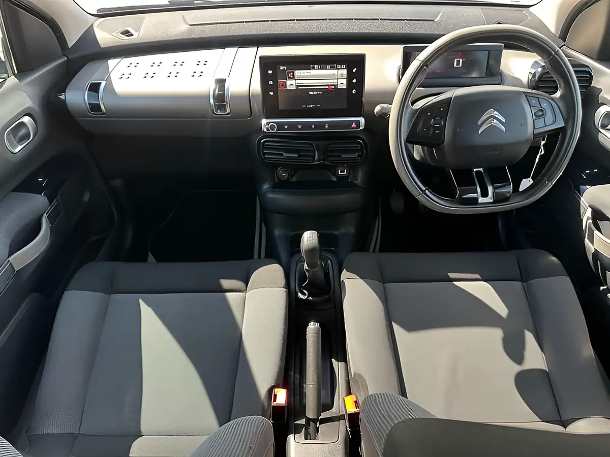 Used 2014 Citroen C4 Cactus Feel Silver - Interior and Exterior details 17