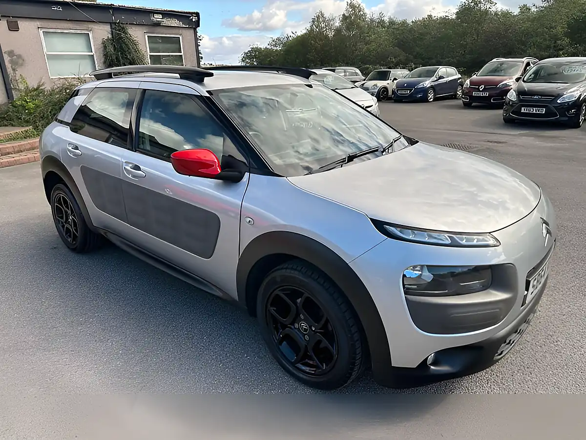 Used 2014 Citroen C4 Cactus Feel Silver - Interior and Exterior details 7