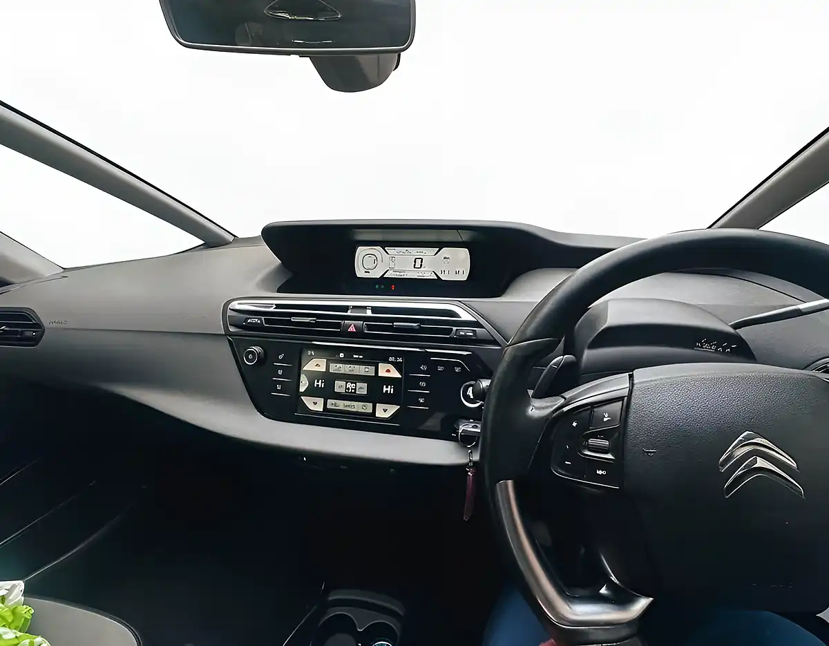 Used 2014 Citroen C4 Grand Picasso Vtr+ Air Blue - Interior and Exterior details 13