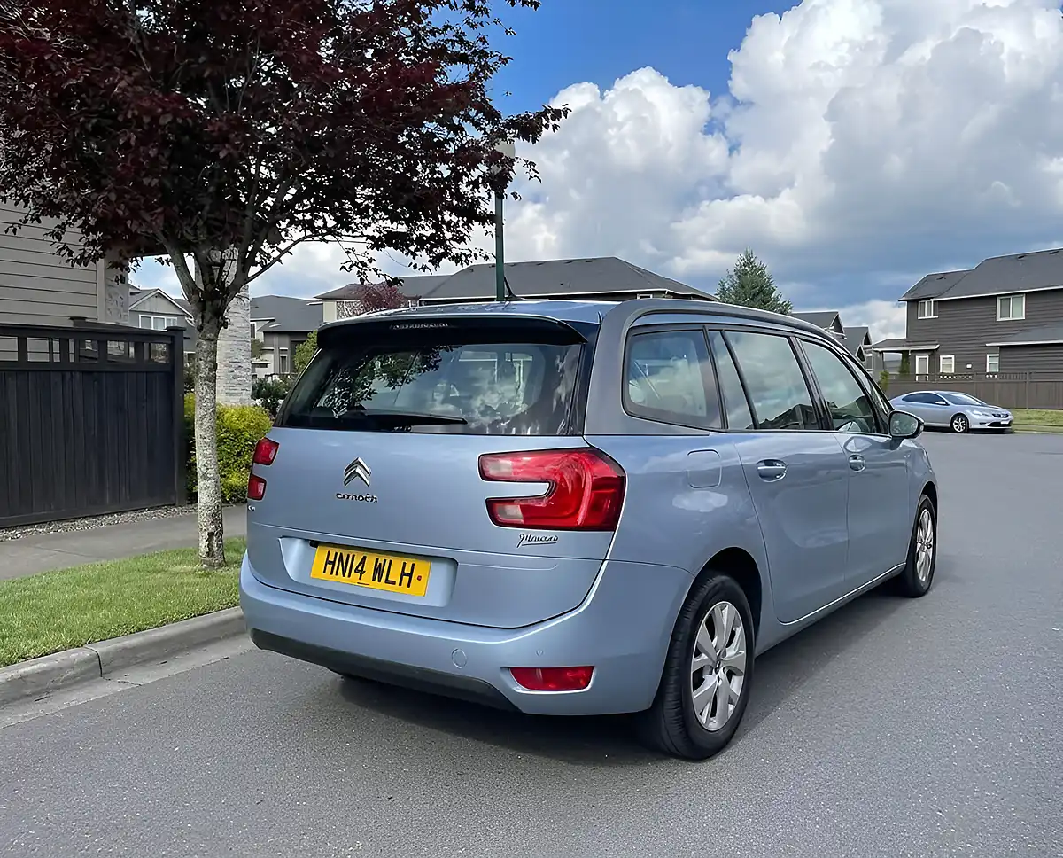 Used 2014 Citroen C4 Grand Picasso Vtr+ Air Blue - Interior and Exterior details 7