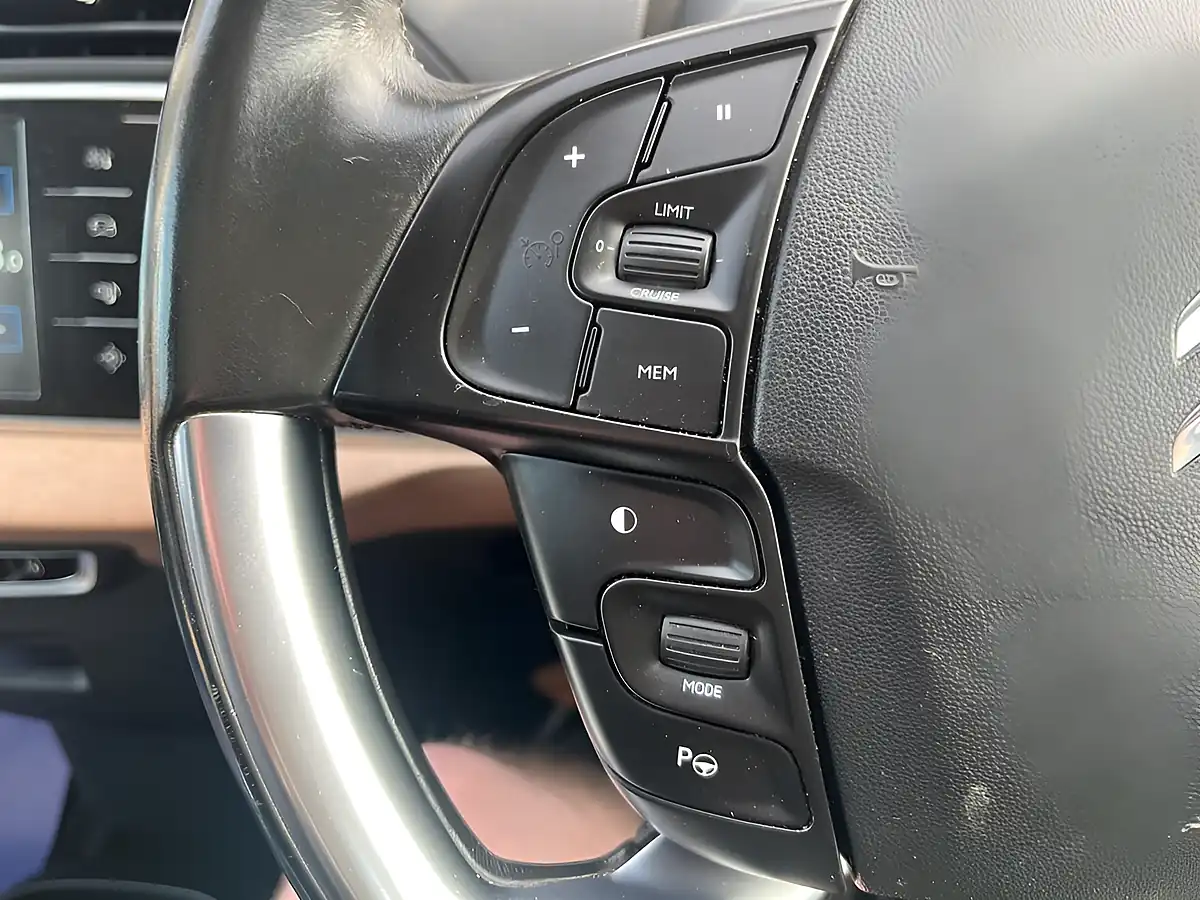 Used 2014 Citroen C4 Picasso Airdream Exclusive+ Blue - Interior and Exterior details 20