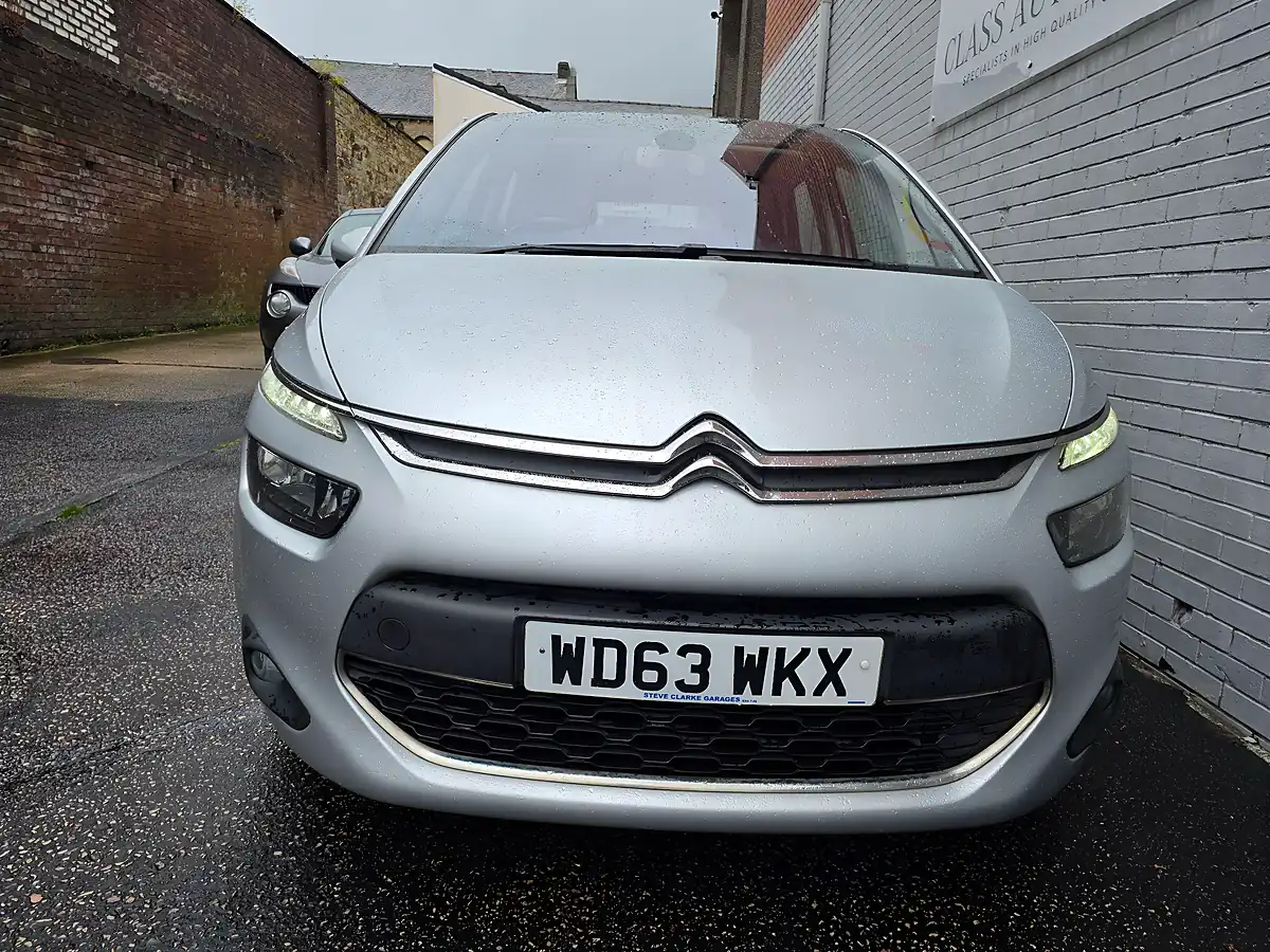 Used 2014 Citroen C4 Picasso Airdream Exclusive Etg6 Silver - Interior and Exterior details 14