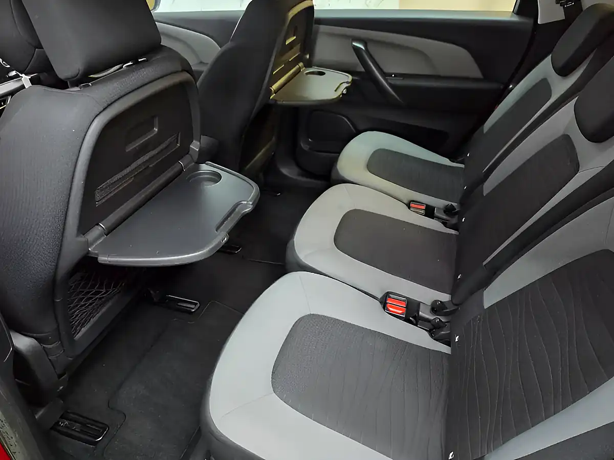 Used 2014 Citroen C4 Picasso Airdream Exclusive Red - Interior and Exterior details 16