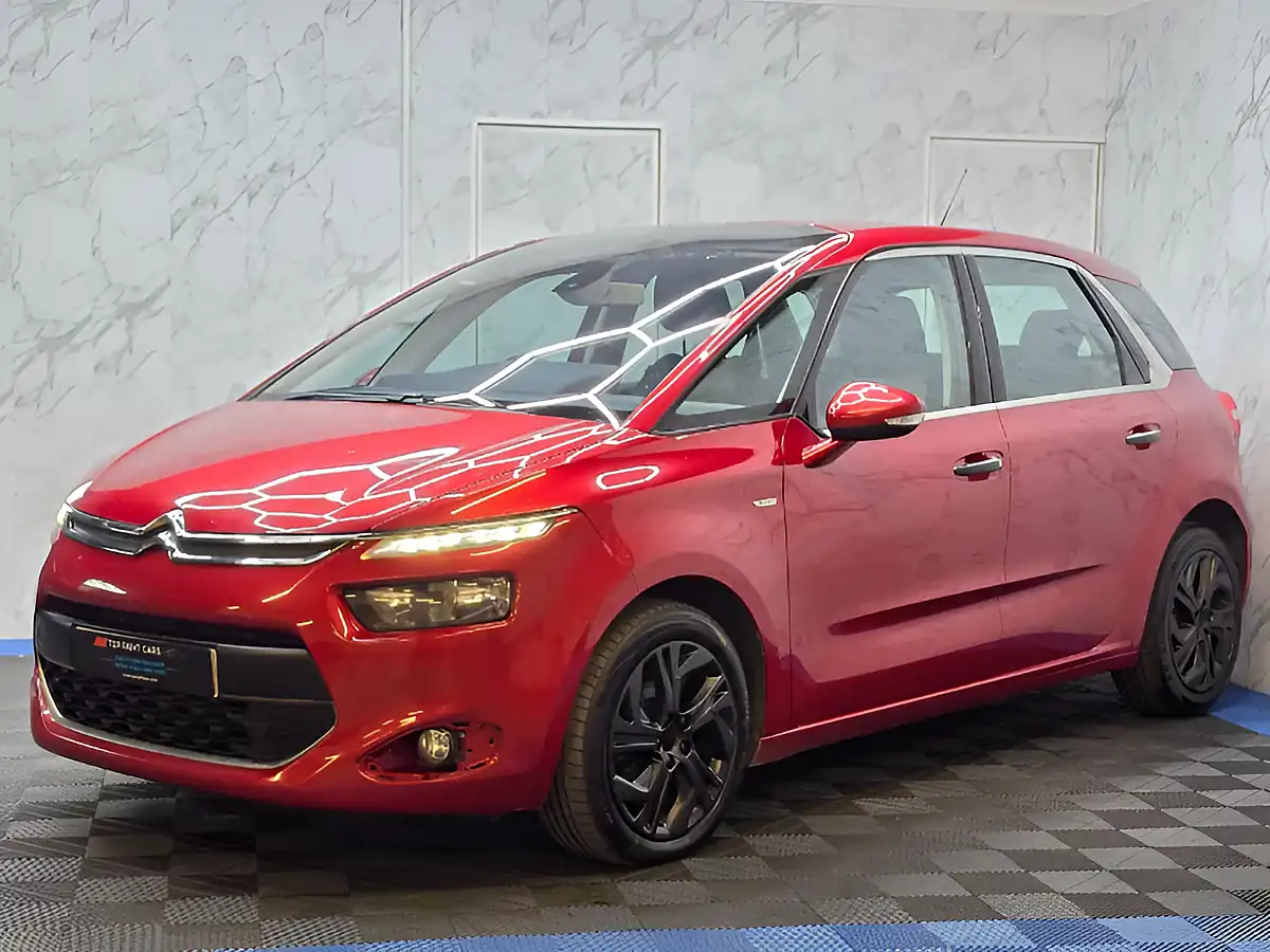 Used 2014 Citroen C4 Picasso Airdream Exclusive Red - Interior and Exterior details 4