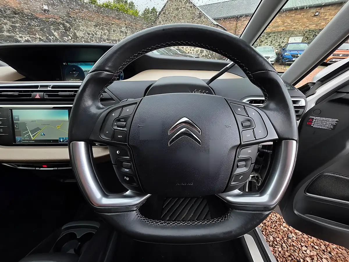 Used 2014 Citroen C4 Picasso Airdream Exclusive+ Silver - Interior and Exterior details 9