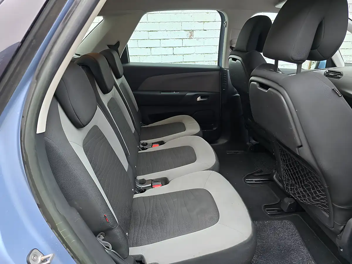 Used 2014 Citroen C4 Picasso Airdream Vtr+ Blue - Interior and Exterior details 14