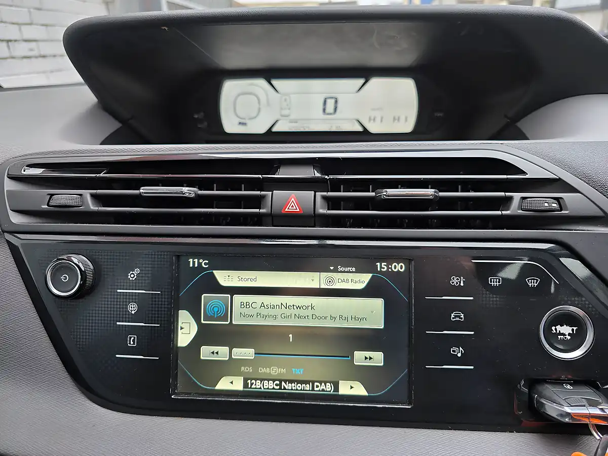 Used 2014 Citroen C4 Picasso Airdream Vtr+ Blue - Interior and Exterior details 18