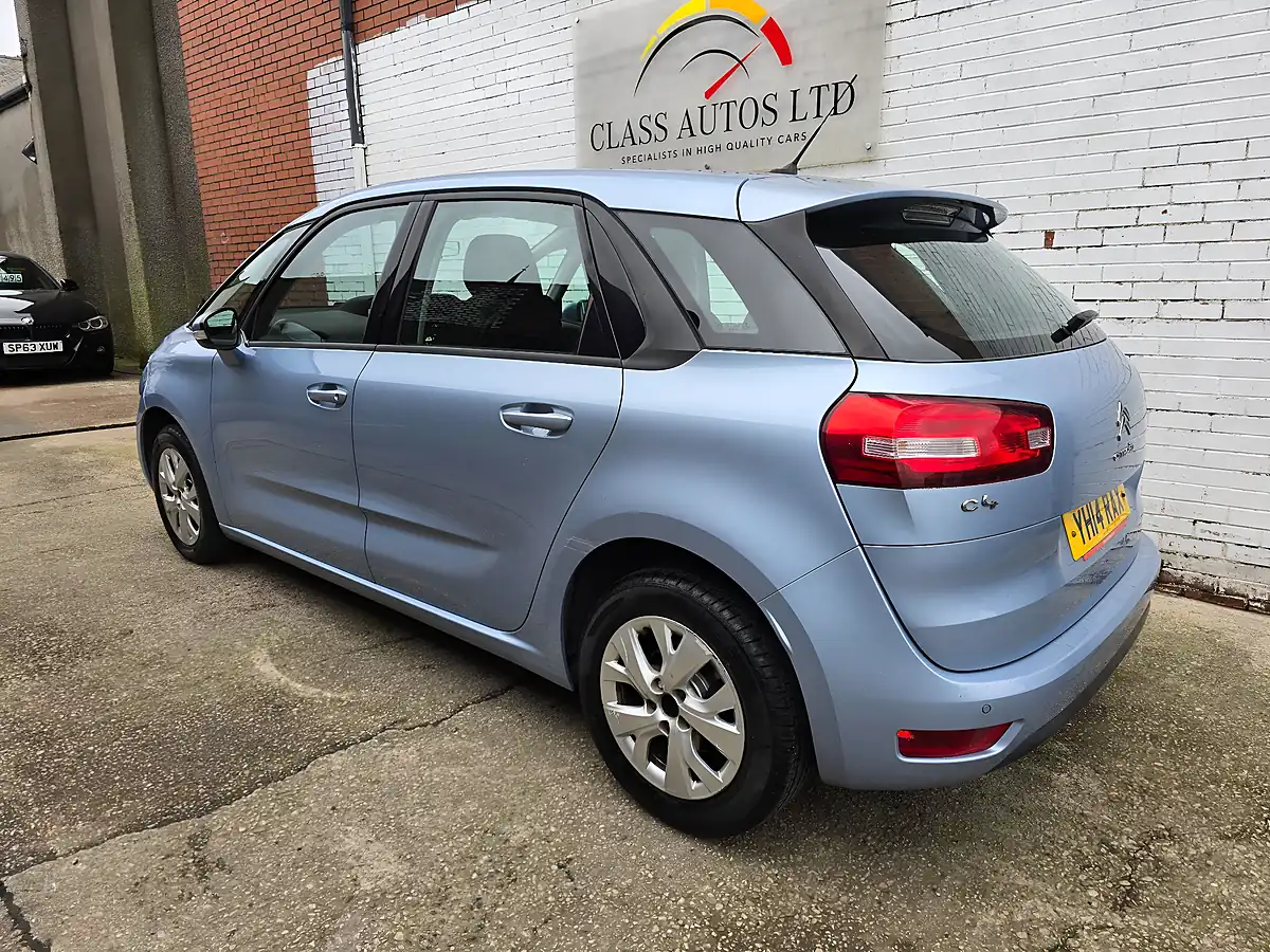 Used 2014 Citroen C4 Picasso Airdream Vtr+ Blue - Interior and Exterior details 4