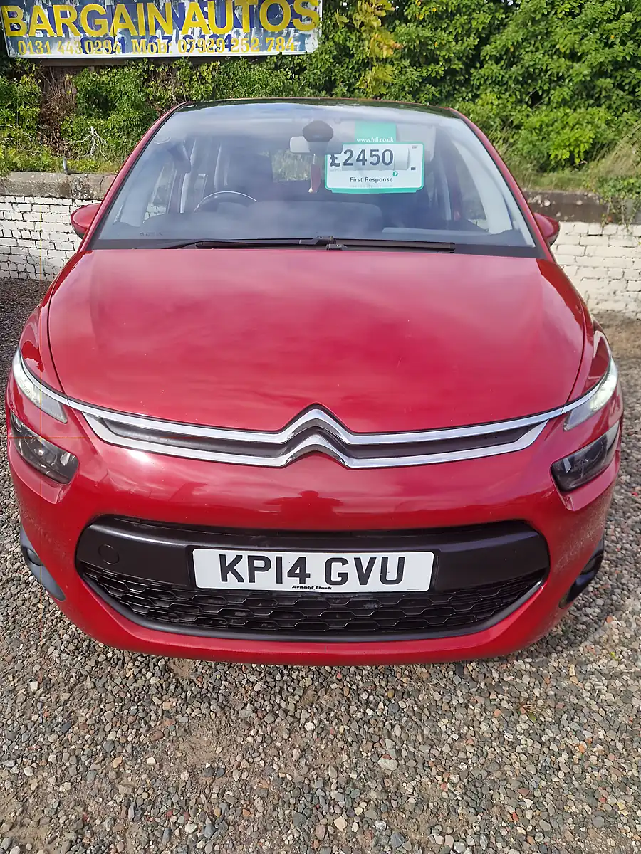 Used 2014 Citroen C4 Picasso Airdream Vtr+ Red - Front View