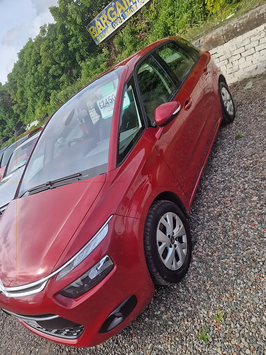Used 2014 Citroen C4 Picasso Airdream Vtr+ Red - Interior and Exterior details 4