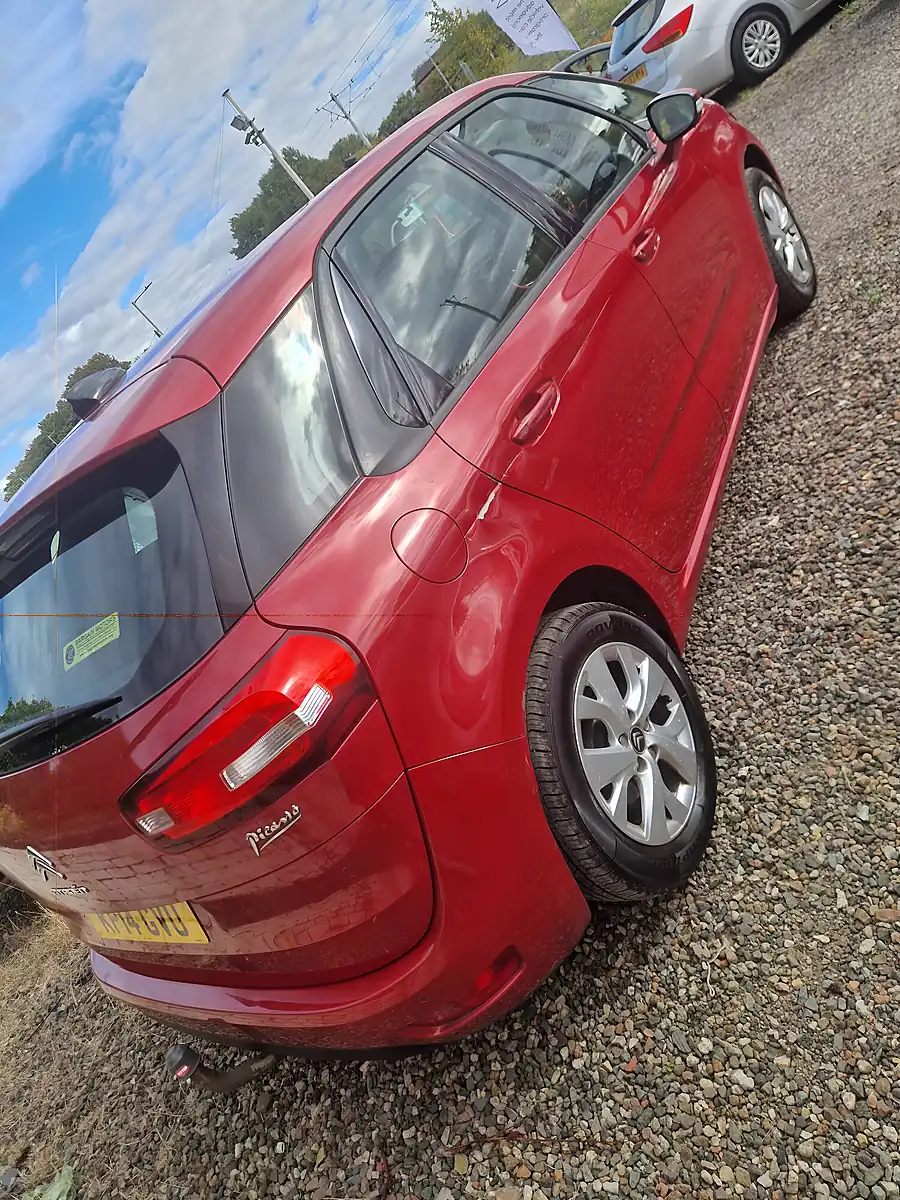Used 2014 Citroen C4 Picasso Airdream Vtr+ Red - Interior and Exterior details 7