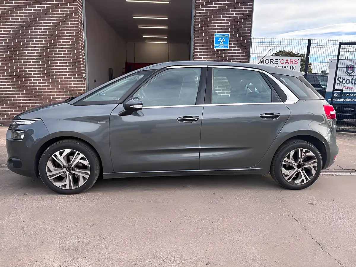 Used 2014 Citroen C4 Picasso Exclusive Grey - Interior and Exterior details 6