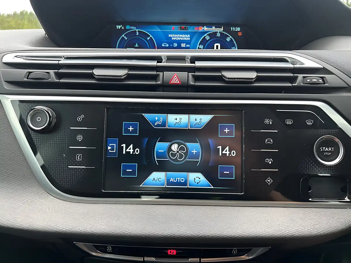 Used 2014 Citroen C4 Picasso Exclusive Silver - Interior and Exterior details 15