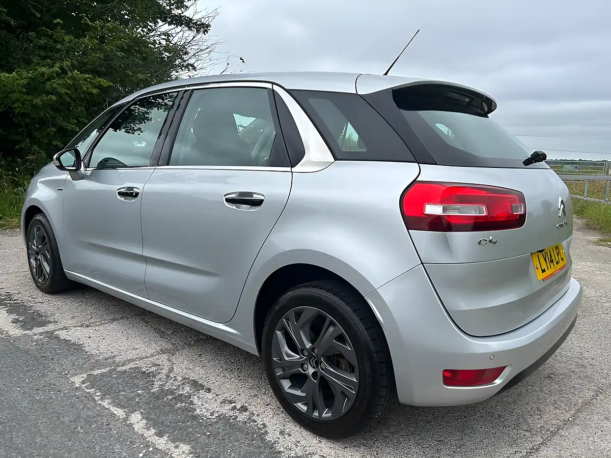 Used 2014 Citroen C4 Picasso Exclusive Silver - Interior and Exterior details 6