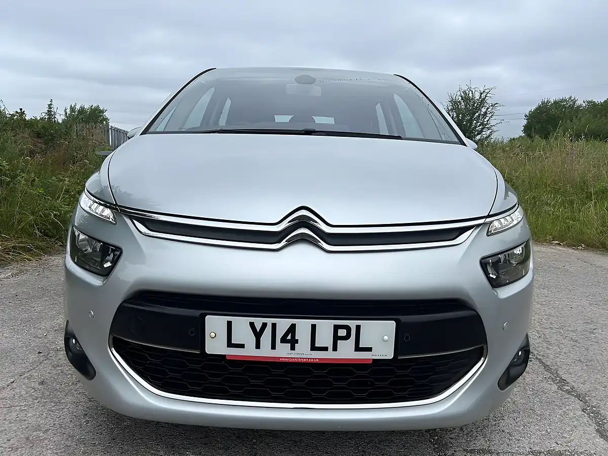 Used 2014 Citroen C4 Picasso Exclusive Silver - Interior and Exterior details 7