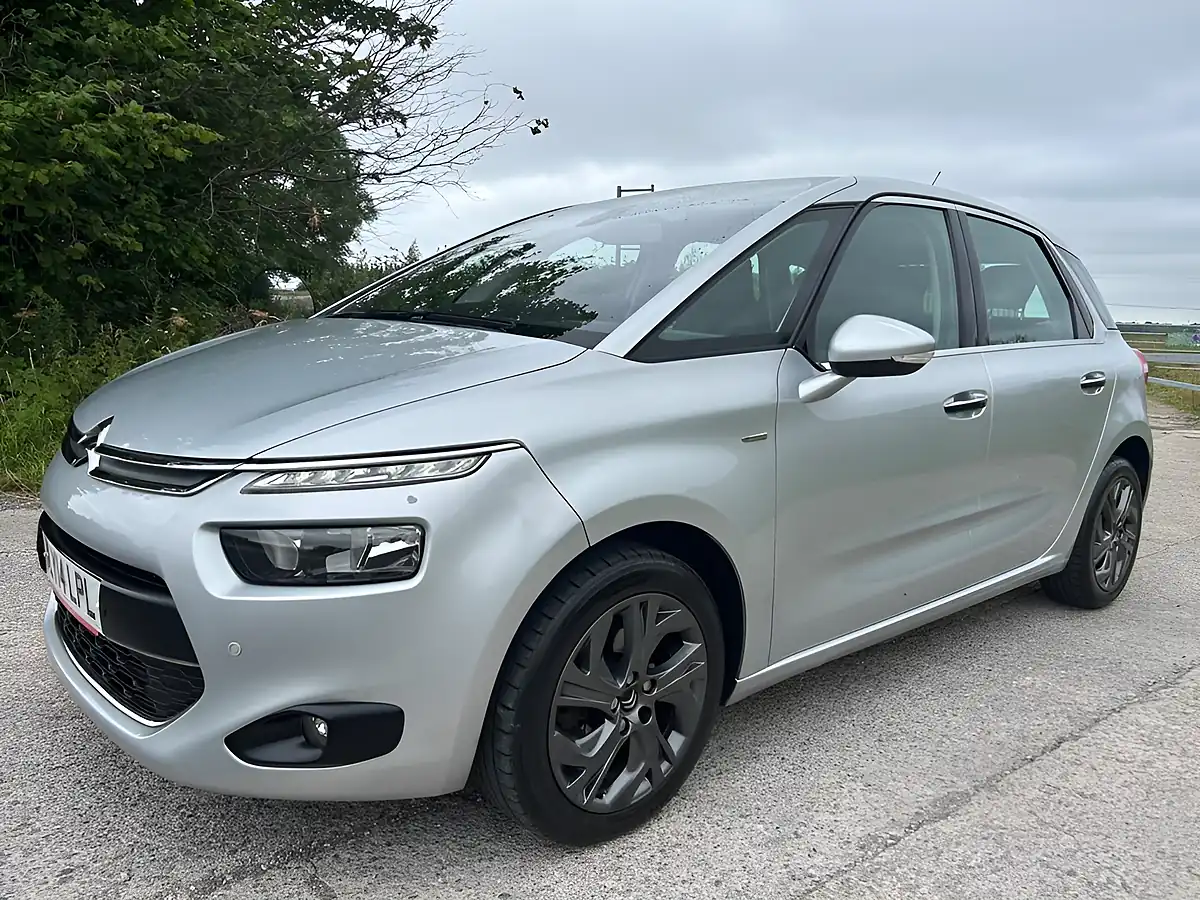 Used 2014 Citroen C4 Picasso Exclusive Silver - Interior and Exterior details 8