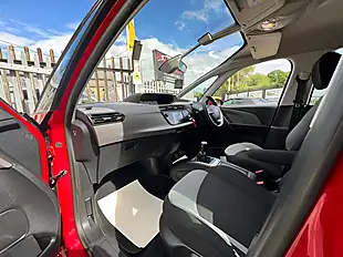 Used 2014 Citroen C4 Picasso Vtr Plus Red - Interior and Exterior details 18
