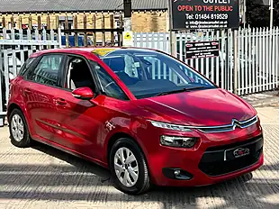 Used 2014 Citroen C4 Picasso Vtr Plus Red - Interior and Exterior details 5