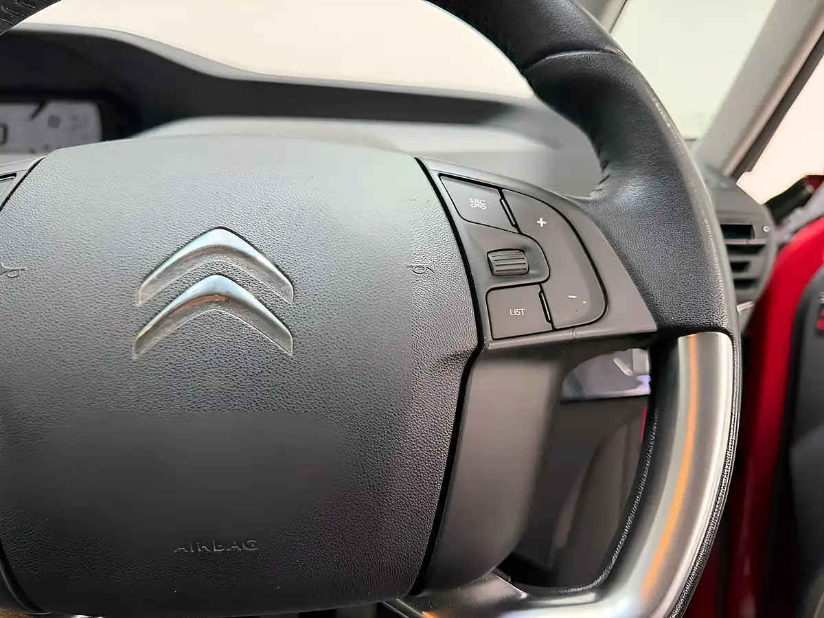 Used 2014 Citroen C4 Picasso Vtr+ Red - Interior and Exterior details 15