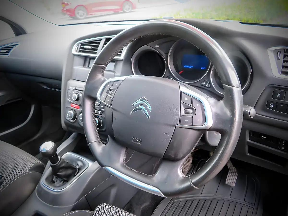 Used 2014 Citroen C4 Selection Black - Interior and Exterior details 13