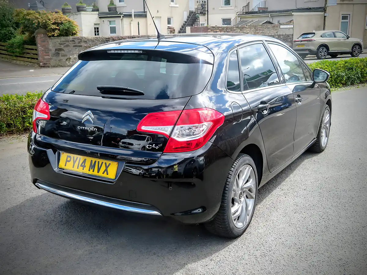 Used 2014 Citroen C4 Selection Black - Interior and Exterior details 8