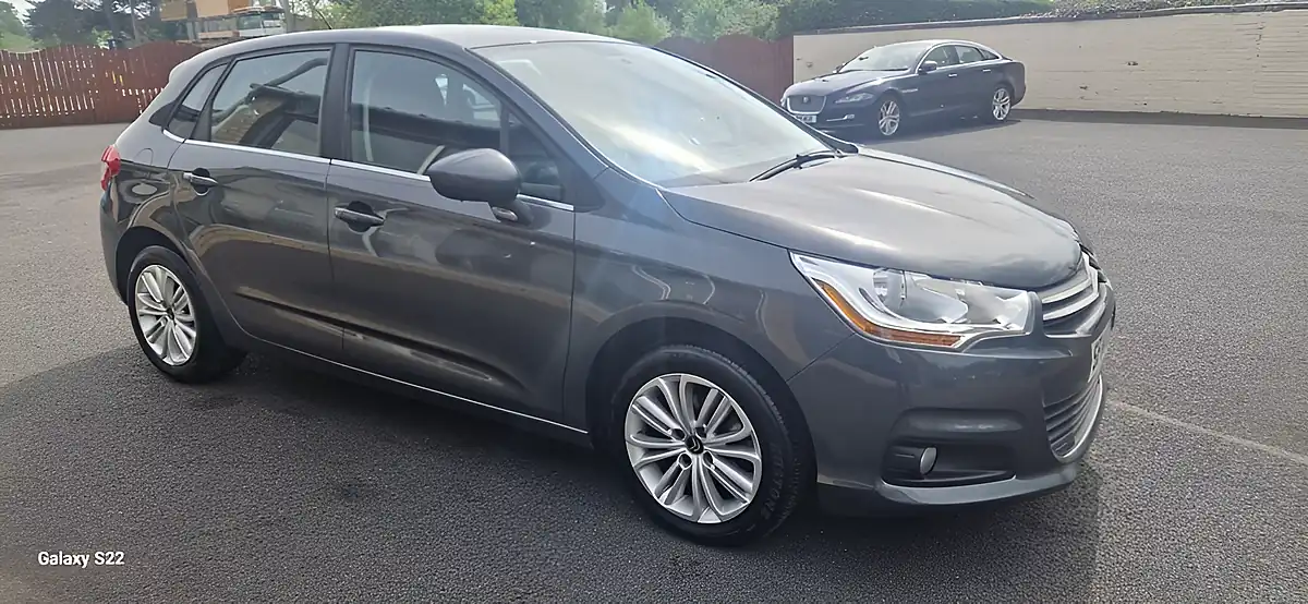 Used 2014 Citroen C4 Vtr+ Grey - Interior and Exterior details 11