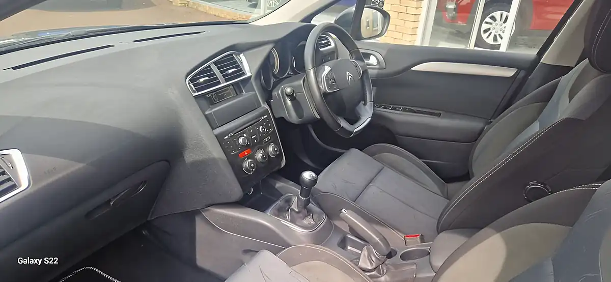 Used 2014 Citroen C4 Vtr+ Grey - Interior and Exterior details 18