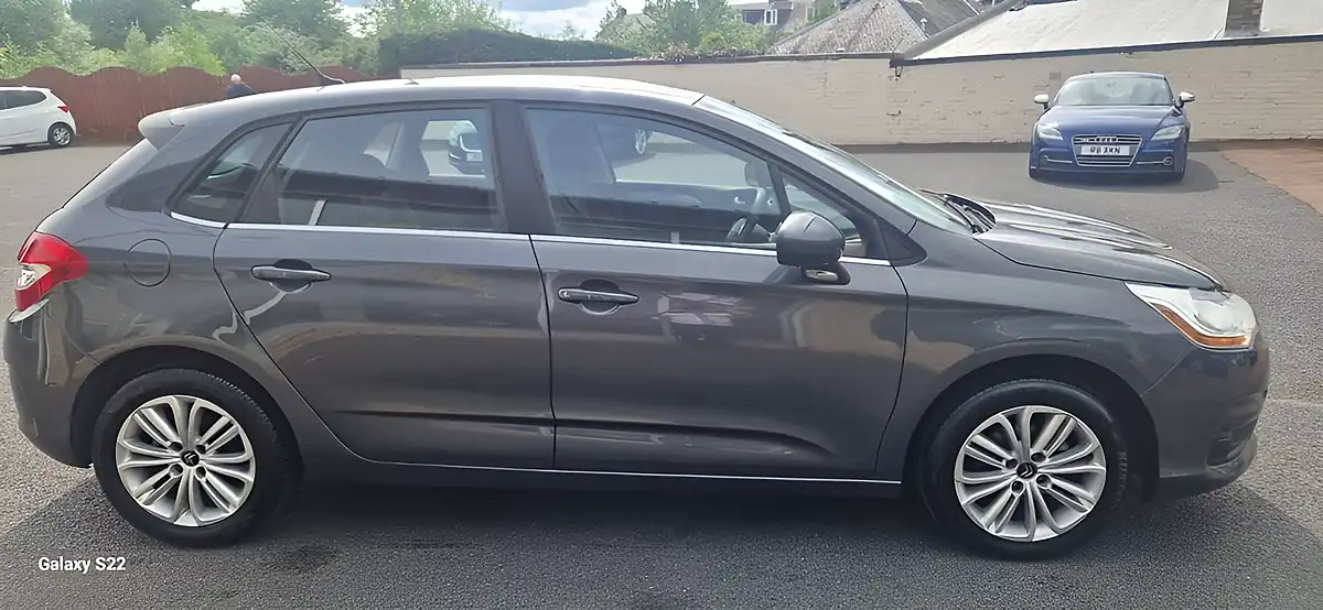 Used 2014 Citroen C4 Vtr+ Grey - Interior and Exterior details 8