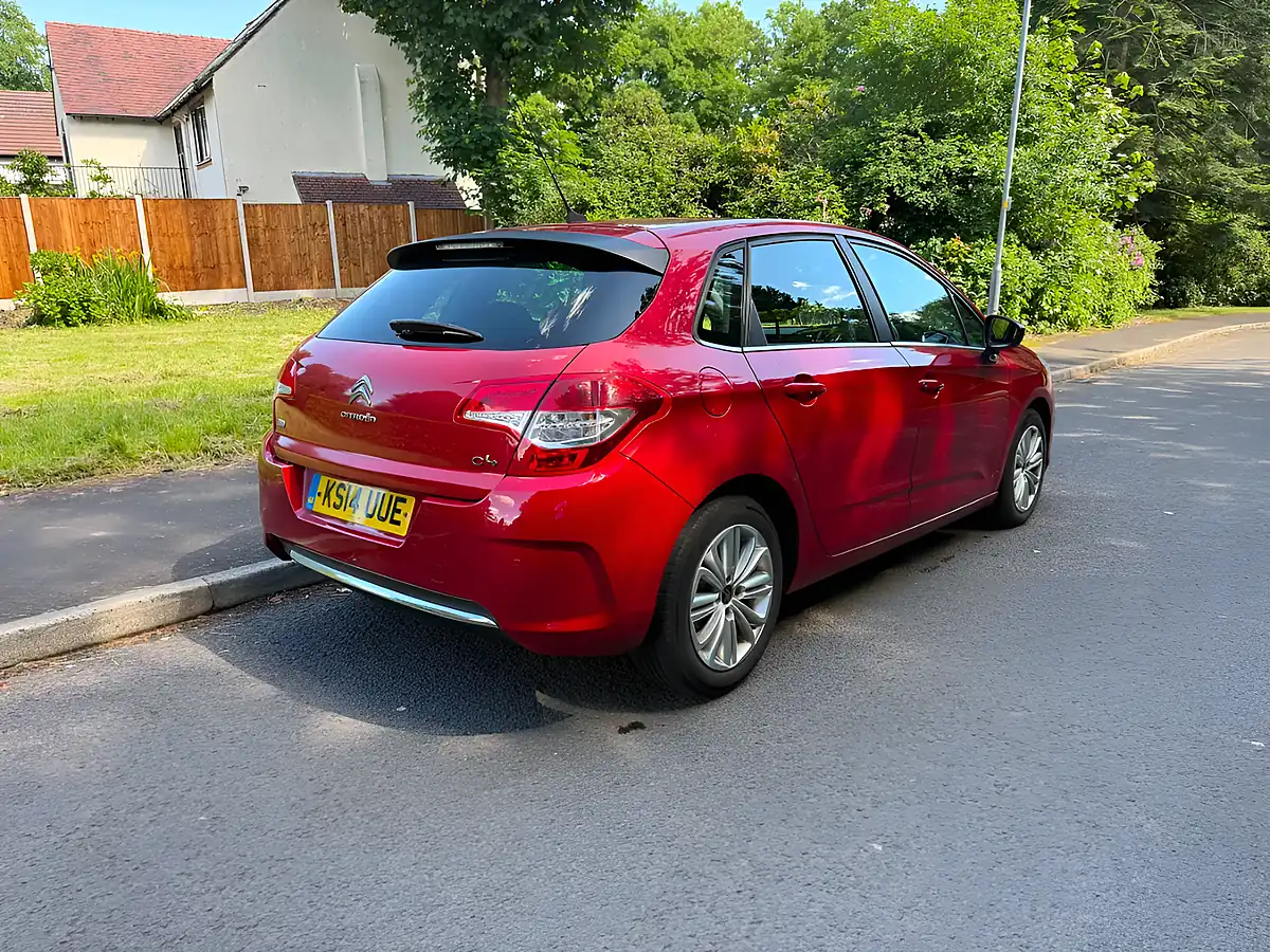Used 2014 Citroen C4 Vtr+ Red - Interior and Exterior details 3