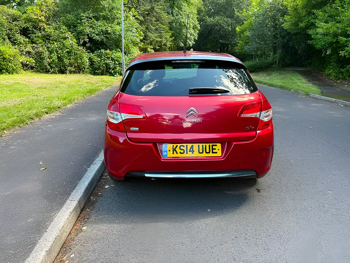 Used 2014 Citroen C4 Vtr+ Red - Interior and Exterior details 4