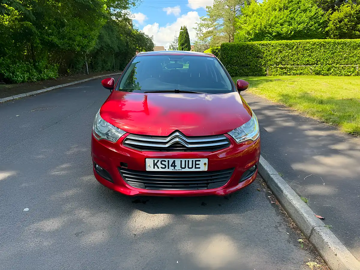 Used 2014 Citroen C4 Vtr+ Red - Interior and Exterior details 8