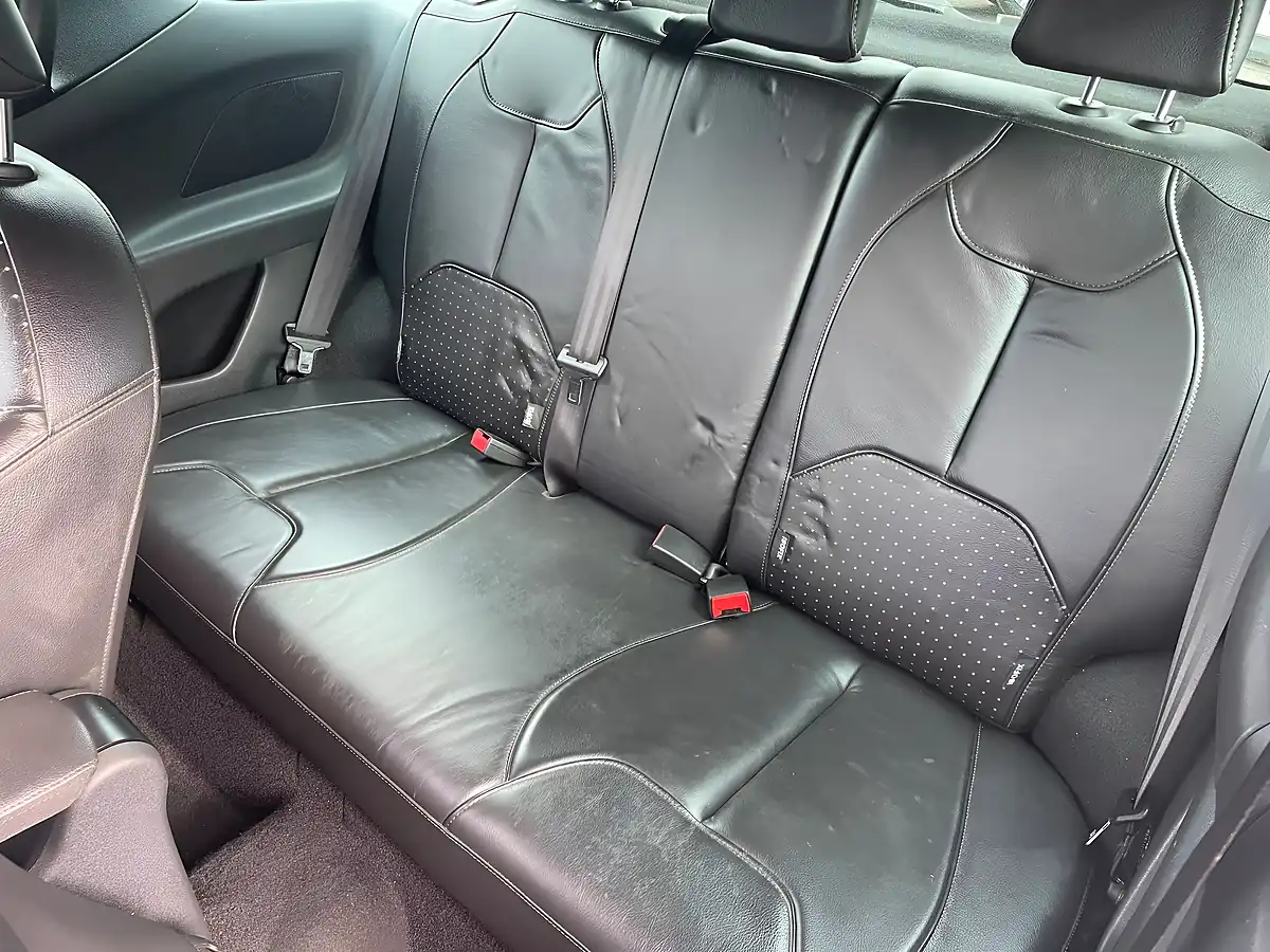 Used 2014 Citroen DS3 Airdream Dsport Plus White - Interior and Exterior details 10