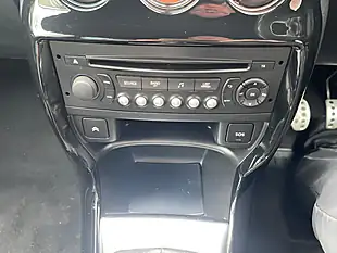 Used 2014 Citroen DS3 Airdream Dsport Plus White - Interior and Exterior details 15